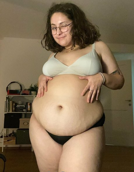 曲線美のxxx オンリーファンズ 無料 ギャラリー