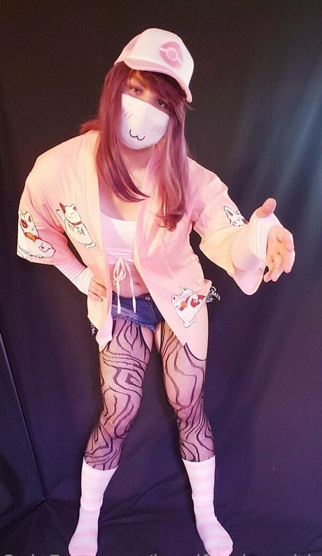 巨乳タトゥーオンリーファンズ 素敵 写真