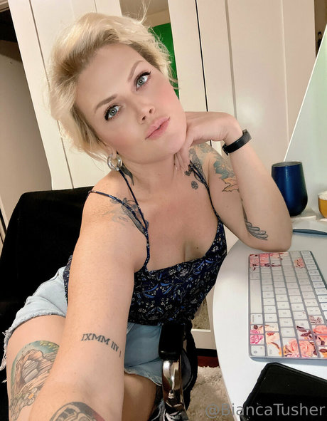 biancatusher セックススター アーカイブ