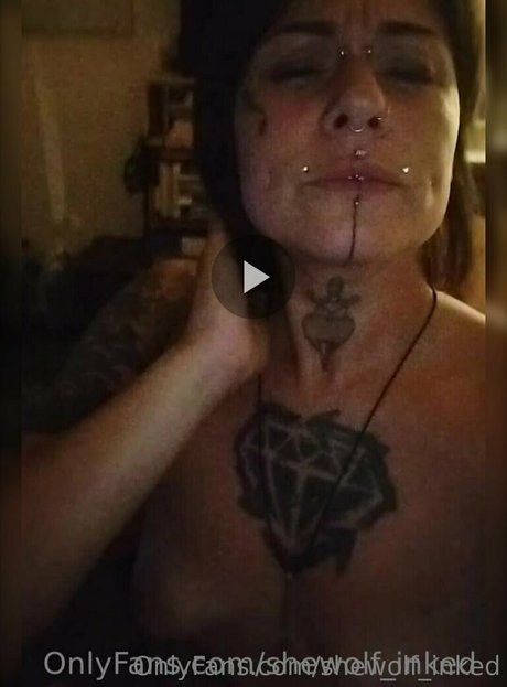 アナルファックオンリーファンズ 無料セクシー 写真