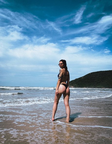 Brubuxi セックスモデル 写真