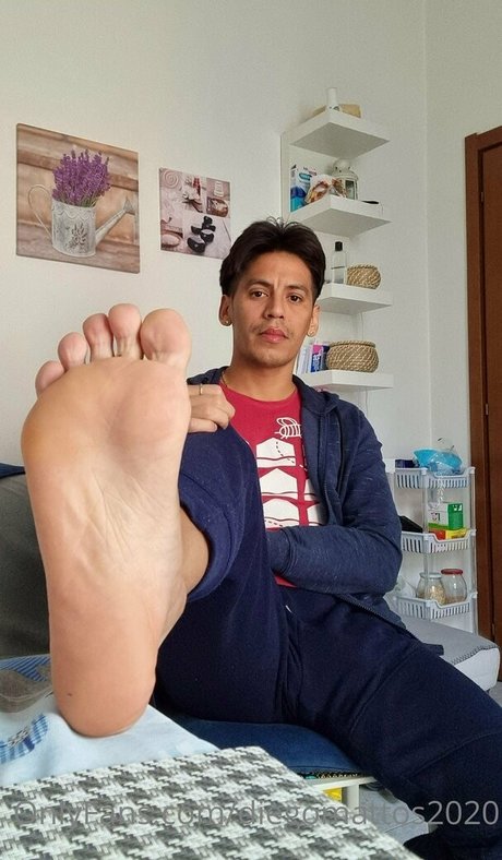 ストリップショー オンリーファンズ 美しい裸 アーカイブ