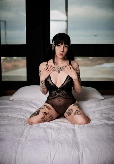 レズビアン誘惑オンリーファンズ 無料 写真