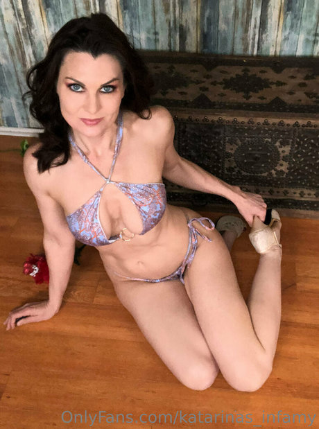 Katarina Leigh 裸のポルノスター 画像