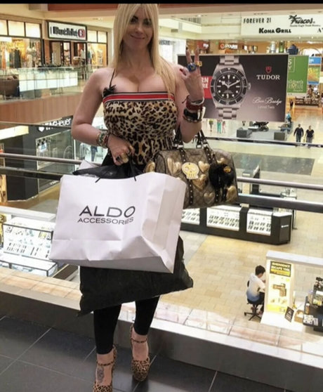 Vanessa Pardo 素敵なポルノスター 画像