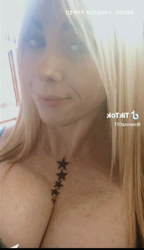 Vanessa Pardo ポルノスター セクシー 画像