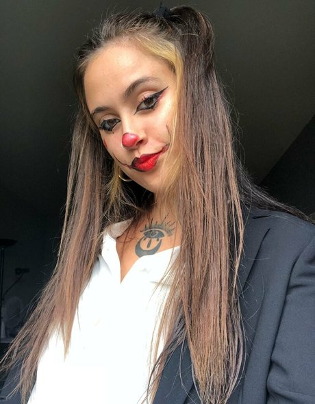 smileemin 最高のポルノスター 画像