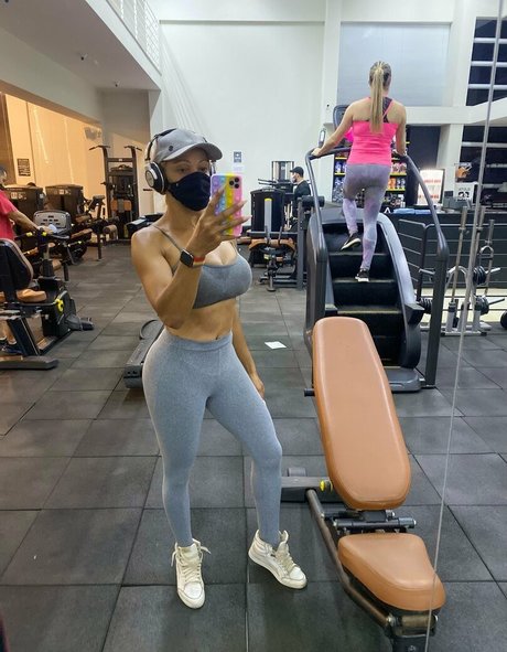 キッチンセックスオンリーファンズ 美しいxxx 画像