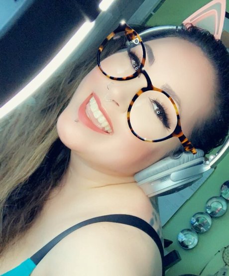 コスプレ フェムボーイ オンリーファンズ 裸 写真