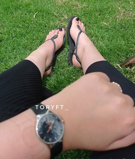 toryfeet ヌード女優 写真