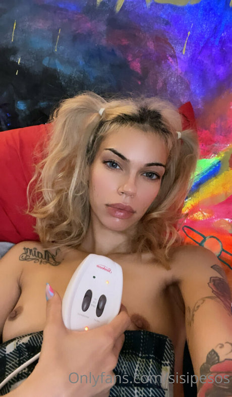 sisipesos 高品質のポルノスター 画像