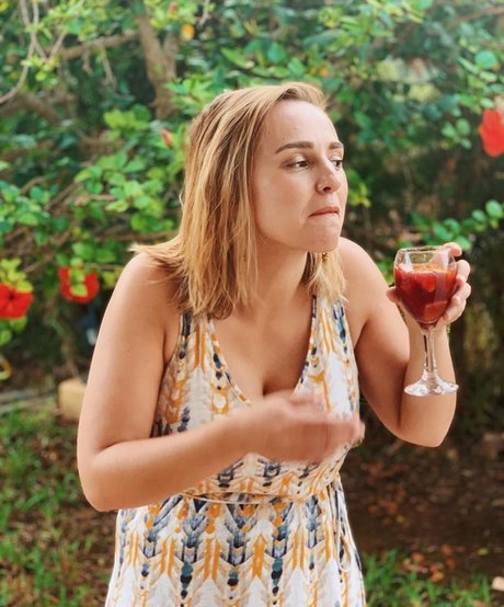 Hannah Witton xxx女優 ギャラリー