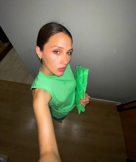 Sabela OT xxxポルノスター 写真