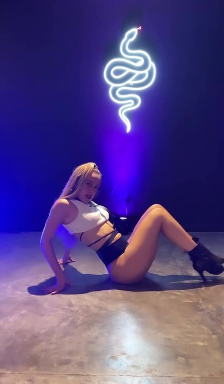 アナルオーガズム オンリーファンズ えろた 画像