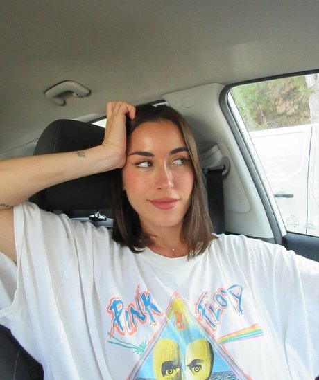 paulagonu 無料モデル 写真