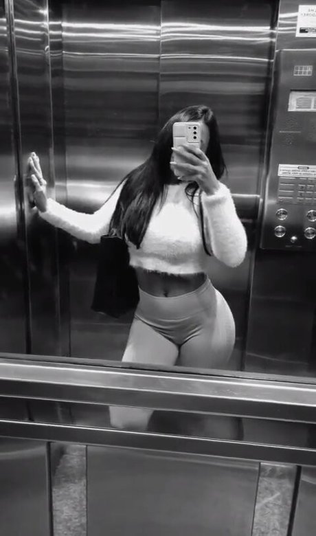 Juju Bellini かわいいスター 写真