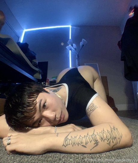 フェラチオ ティーン オンリーファンズ 限定 写真