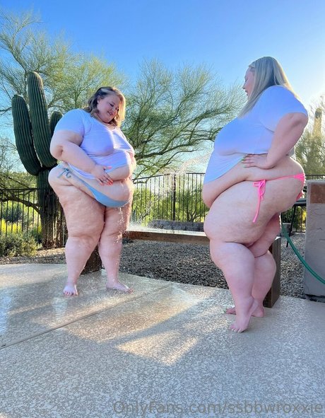 ssbbwroxxie 素敵なポルノスター ギャラリー