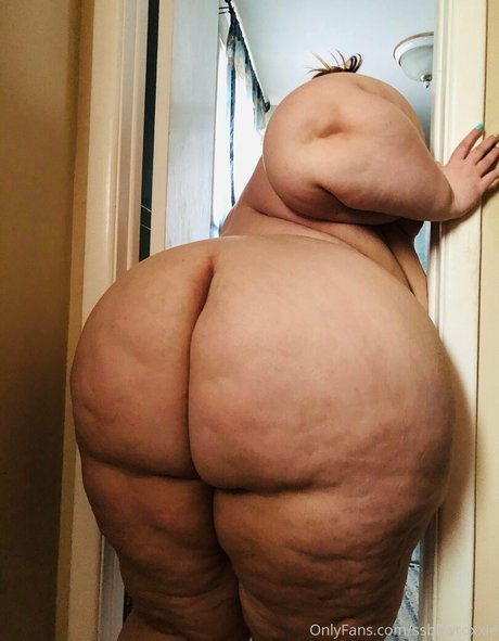 軍事オンリーファンズ えろ 画像