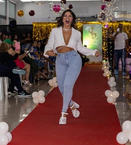 Silmara Nogueira ポルノスター 写真