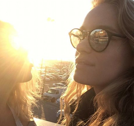 Leven Rambin 女優 写真