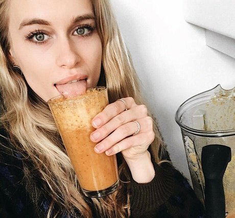 Leven Rambin ホットモデル 写真