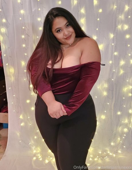 オイルを塗った巨乳オンリーファンズ xxx 写真