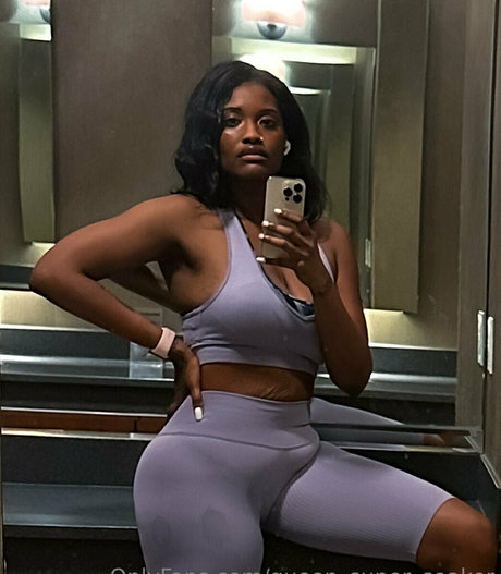 queen super soaker セックスモデル 写真