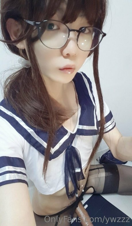 貞操帯オンリーファンズ 美しいヌード 写真