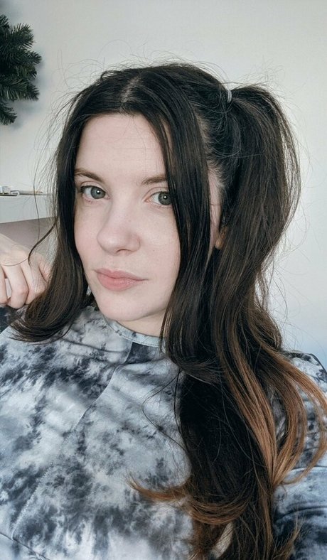 hairyhanny 独占女優 画像