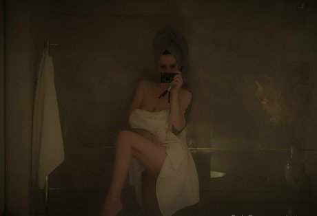 artease ヌードスター 写真