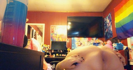 ティーンフィンガリングオンリーファンズ HD 写真