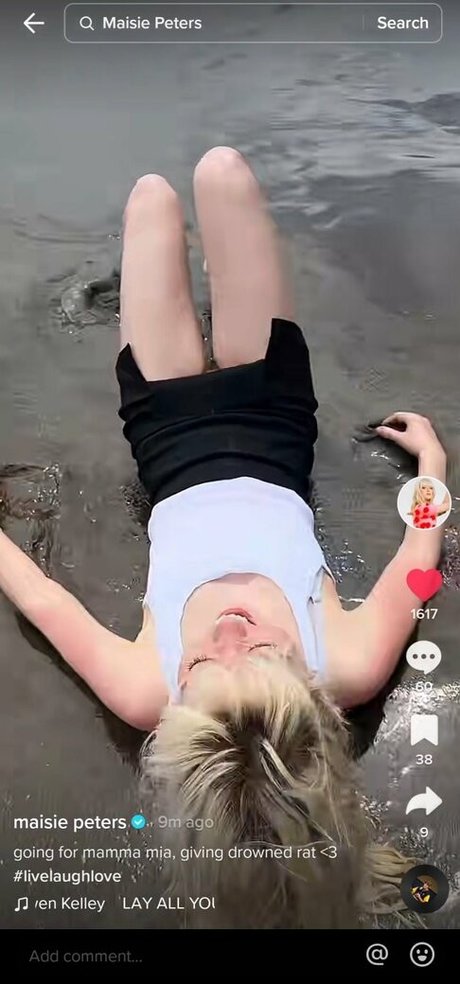 Maisie Peters アートスター 写真