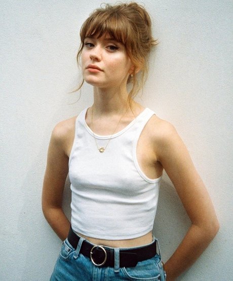 ぽっちゃりブルネットオンリーファンズ 素敵 画像