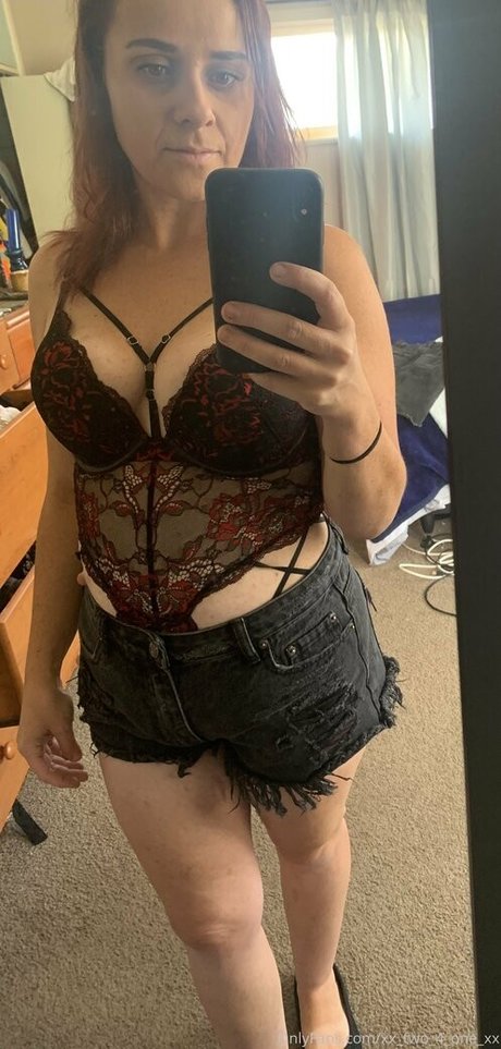 年配の熟女オンリーファンズ パーフェクト 写真