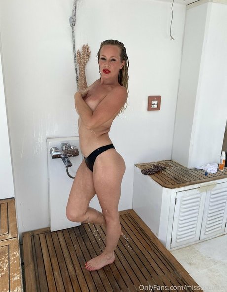 misscjhunter 高品質スター 写真