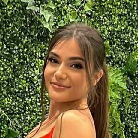 心理学者オンリーファンズ パーフェクト 画像