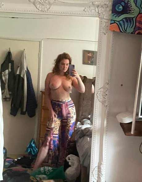 バン・オンリーファンズ ホット裸 アーカイブ