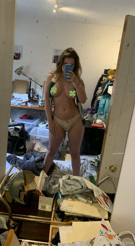 アナルオーガズム オンリーファンズ ポルノ 画像