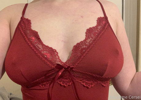 フェラチオ ティーン オンリーファンズ 無料 写真