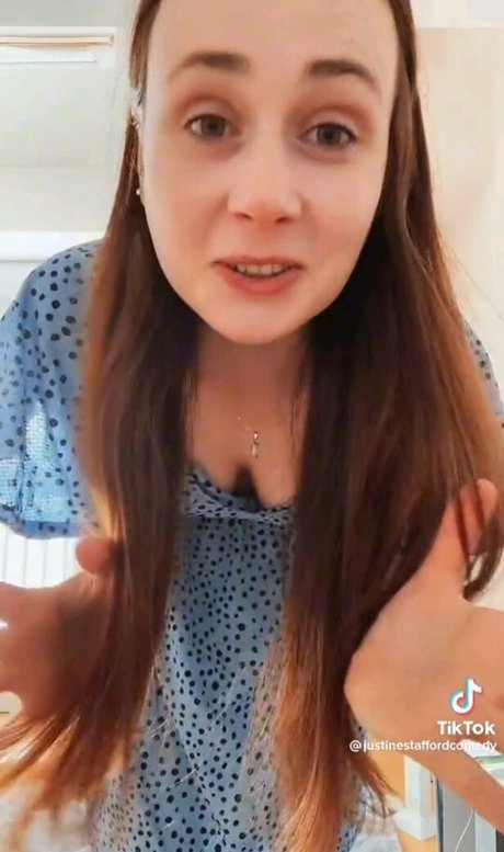 ミラーセルフィーオンリーファンズ 無料 ギャラリー