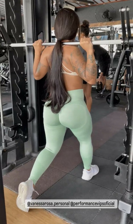 Aline Carvalho ポルノスター セクシー アーカイブ