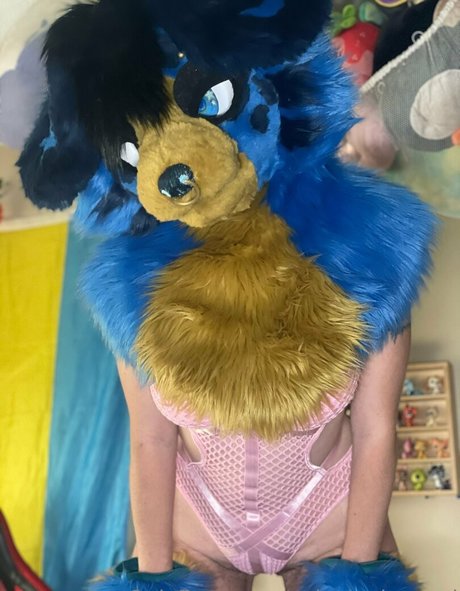 ヌード熟女オンリーファンズ ポルノグラフィック 写真