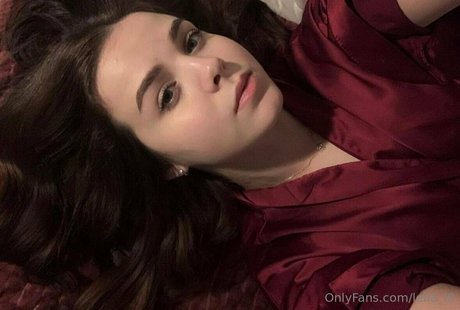 leila l0 美しいスター アーカイブ