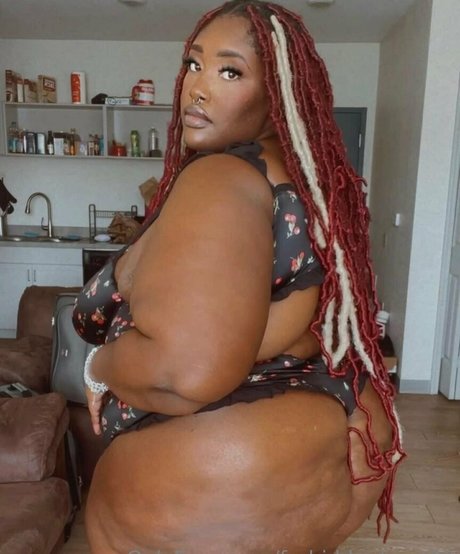 forbiddenfruyt23 無料モデル 写真