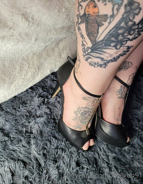 foxxxymomma91 ヌード女優 写真