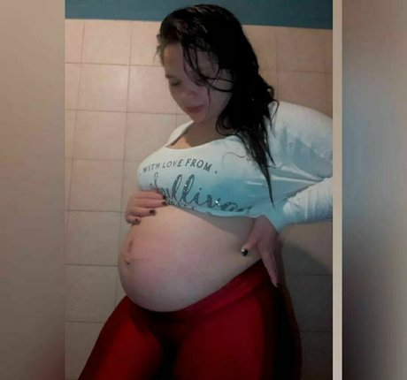 ティーンフィンガリングオンリーファンズ 無料セックス 写真