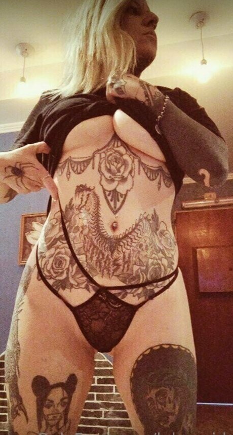 指マン 潮吹き オンリーファンズ 無料 ギャラリー