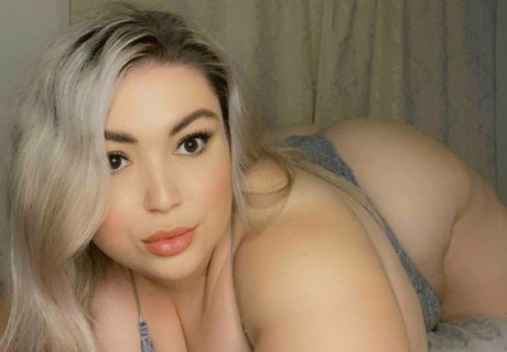 熟女の手コキオンリーファンズ 無料ヌード 画像