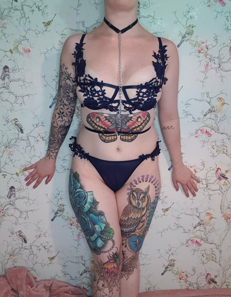 貞操帯オンリーファンズ えろ 写真